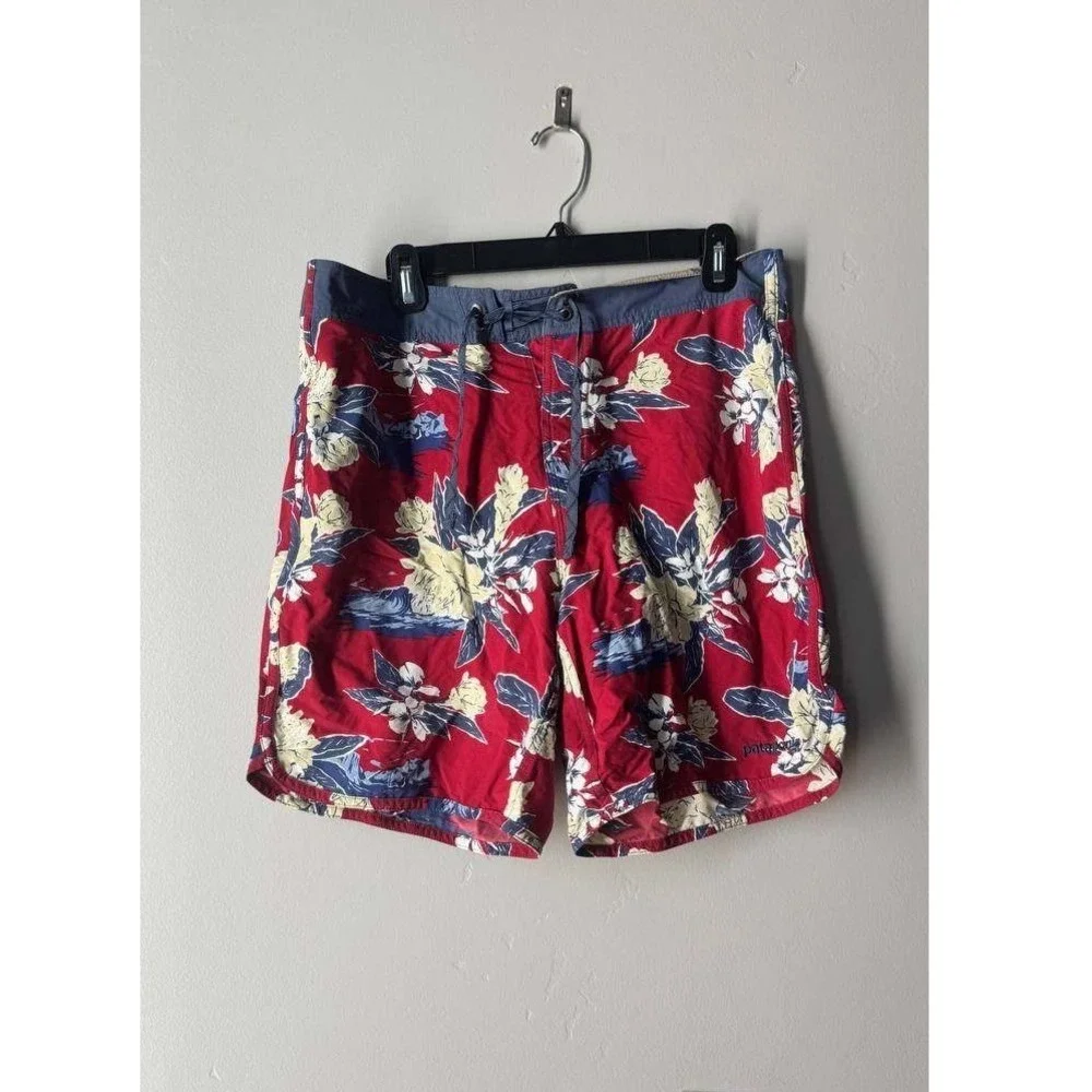 Patagonia Red Hawaiian Tropical Swim Trunks Board Shorts 32 Resortwear Beach